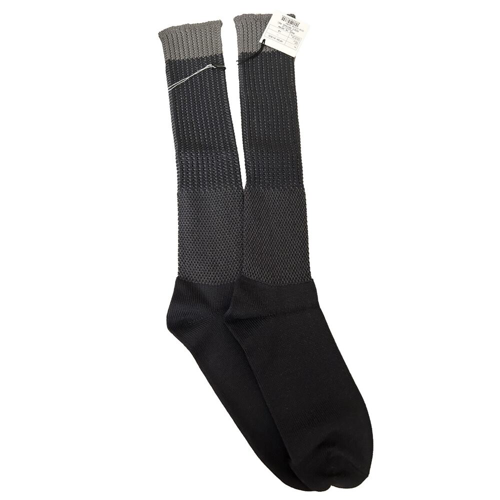 HOMME PLISSÉ ISSEY MIYAKE Black & Gray Churros Socks